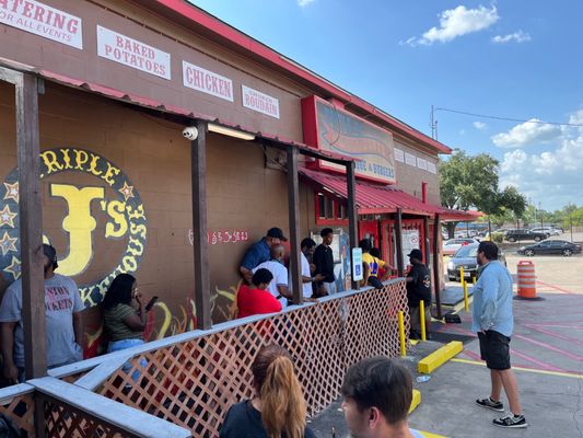 Triple J's Smokehouse by null