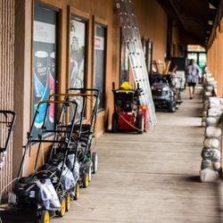 Livingston's Ace Hardware