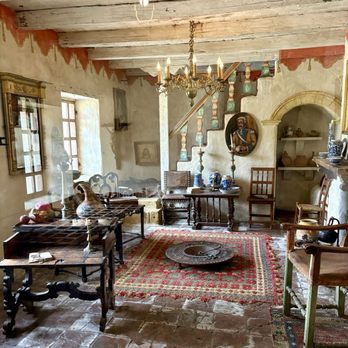 Carmel Mission Basilica - Another room representing the Basilica's past - Churches Near Me - Carmel, California Carmel Mission Basilica - Another room representing the Basilica's past - Churches Near Me - Carmel, California
