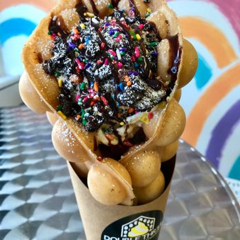 Double Three - Original egg waffle, vanilla ice cream, oreo & rainbow sprinkles, chocolate syrup. - Ice Cream & Frozen Yogurt Near Me - Honolulu, Hawaii
