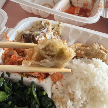 Peppa's Korean BBQ - Mandoo plate - Korean Near Me - Honolulu, Hawaii