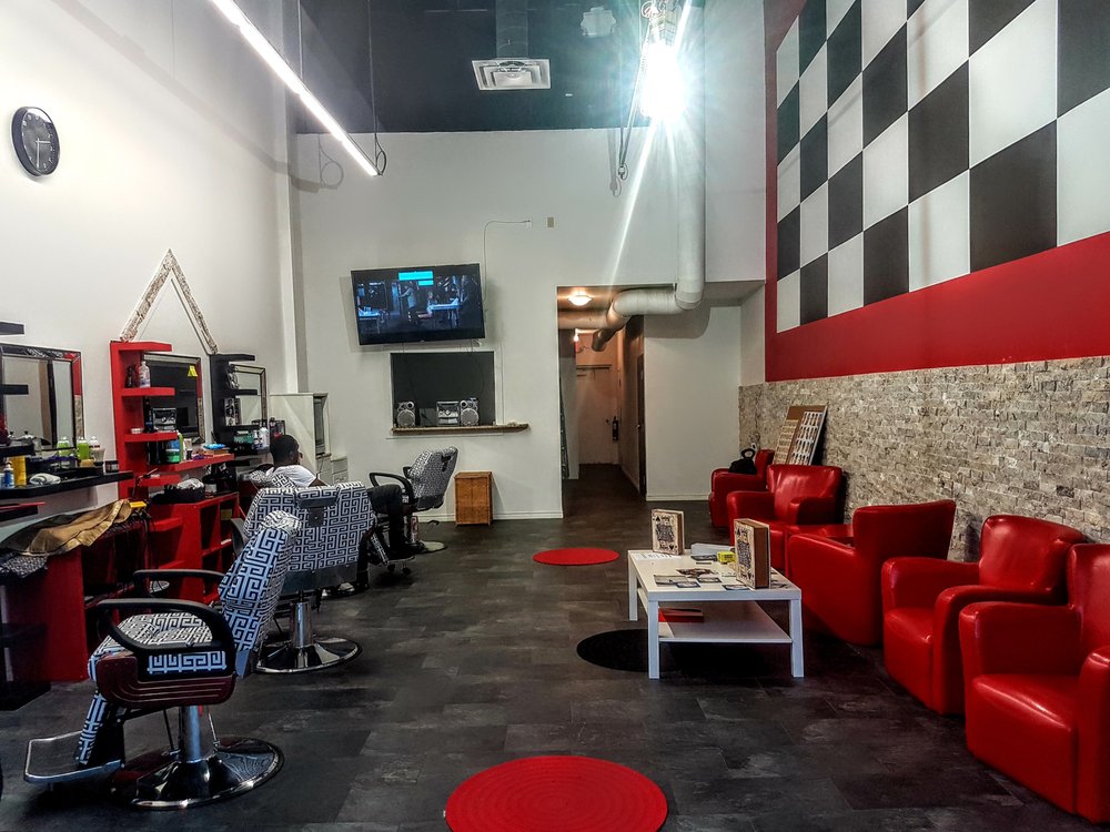 Club House Barber Shop Logo