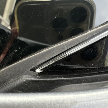 Xtreme Auto Glass & Window Tint - Windshield Installation & Repair Near Me - Addison, Illinois Xtreme Auto Glass & Window Tint - Windshield Installation & Repair Near Me - Addison, Illinois