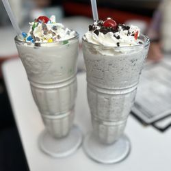 Steak ’n Shake - Oreo and m&m shakes