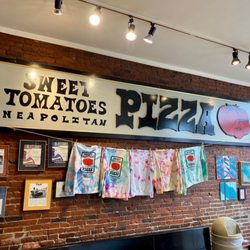 Sweet Tomatoes Pizza