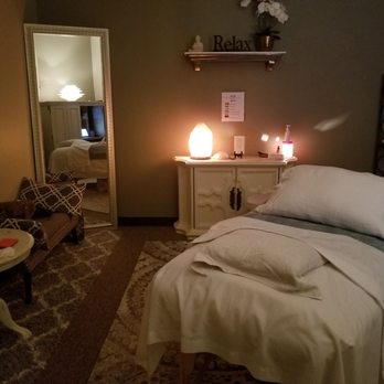 Folsom Wellness Center - Massage room - Massage Near Me - Folsom, California Folsom Wellness Center - Massage room - Massage Near Me - Folsom, California