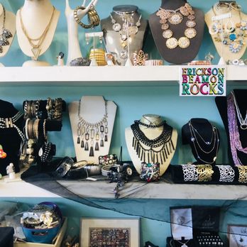 Dolly's Designer Outlet - Jewelry Near Me - Oakland Park, Florida
