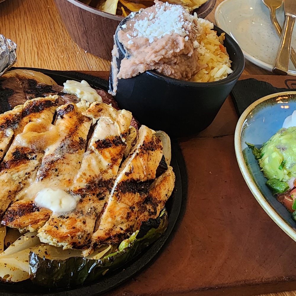 Lady Nomada - Mexican Kitchen - Fajitas. - Mexican Near Me - Arvada, Colorado