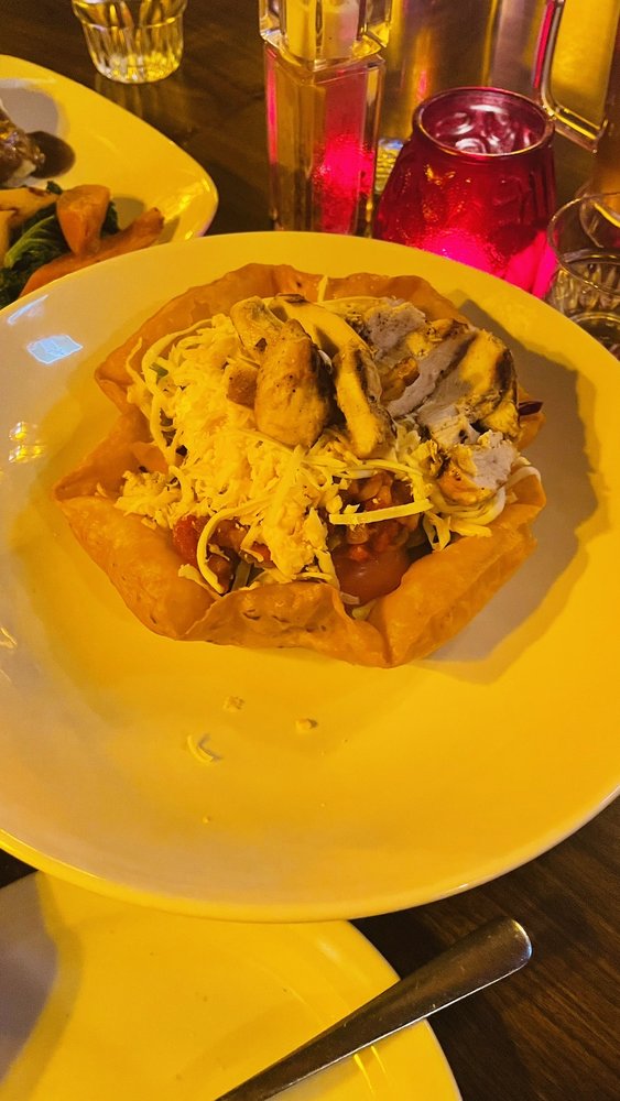 NICK’S STEAKHOUSE & PIZZA 53 Photos & 94 Reviews 2430 Crowchild Trl