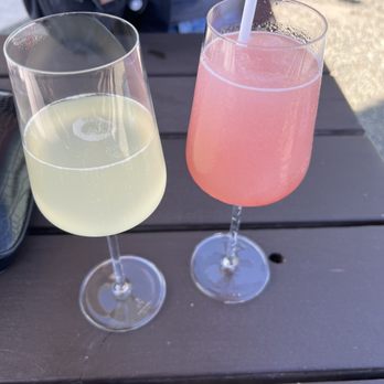 La Perdignus - Sparking on left frose on right - Wine Tasting Room Near Me - Paso Robles, California