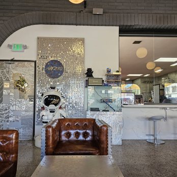 AT230 - Coffee & Tea Near Me - La Habra, California