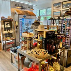Surfari - Sunglasses and accessories