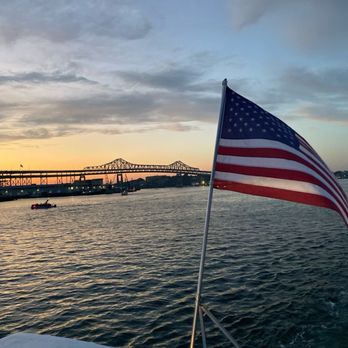Sunset Yacht Rentals - Boat Charters Near Me - Quincy, Massachusetts Sunset Yacht Rentals - Boat Charters Near Me - Quincy, Massachusetts