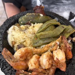 Molcajete Mixto / Mixed