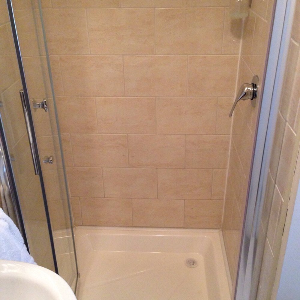 Prairie House Boutique Hotel - The nonexisting bathtub and only the shower. - Hotels Near Me - Galway, G