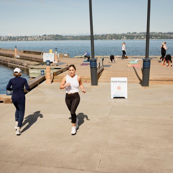 hola house - Yoga Near Me - Kirkland, Washington