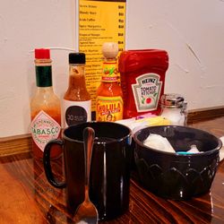 30 Brunch House - Clean. Orderly. Stocked.