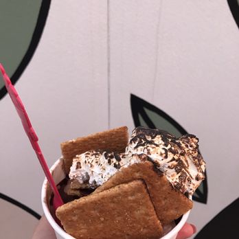 Churn - S'mores sundae - Ice Cream & Frozen Yogurt Near Me - Phoenix, Arizona