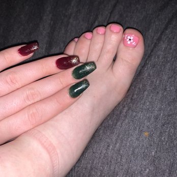 Pretty Nails - Does an amazing job on both mani pedi - Nail Salons Near Me - Deerfield, Illinois Pretty Nails - Does an amazing job on both mani pedi - Nail Salons Near Me - Deerfield, Illinois