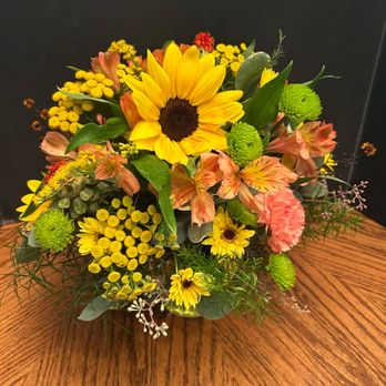 Blue Iris - Photo from florist before delivering to make sure I was happy with the final arrangement! - Florists Near Me - Grand Rapids, Minnesota Blue Iris - Photo from florist before delivering to make sure I was happy with the final arrangement! - Florists Near Me - Grand Rapids, Minnesota