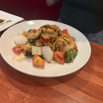 Thai Arroy - Pad Thai - Thai Near Me - Virginia Beach, Virginia Thai Arroy - Pad Thai - Thai Near Me - Virginia Beach, Virginia