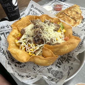 Bubbakoo's Burritos - Steak salad - Tacos Near Me - Estero, Florida