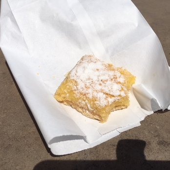 The Garden Market - Lemon bar bliss... - Beer, Wine & Spirits Near Me - Carpinteria, California The Garden Market - Lemon bar bliss... - Beer, Wine & Spirits Near Me - Carpinteria, California