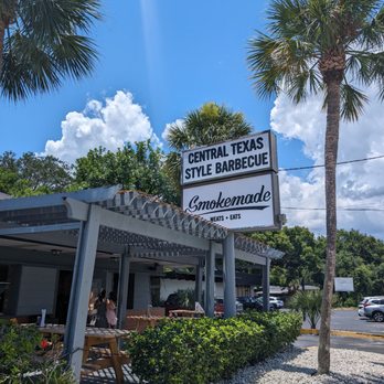Smokemade Meats + Eats - Outside seating - Barbeque Near Me - Orlando, Florida Smokemade Meats + Eats - Outside seating - Barbeque Near Me - Orlando, Florida