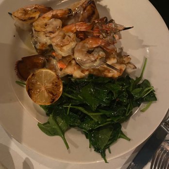 Catch 35 Naperville - Catch 35 Mixed Grill - Seafood Near Me - Naperville, Illinois