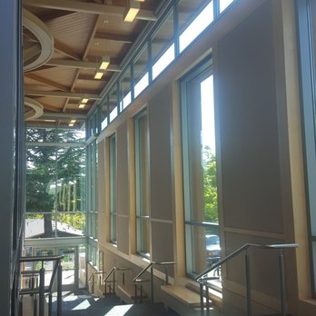 Multnomah County Library - Hillsdale - 5/31/2019 - Libraries Near Me - Portland, Oregon