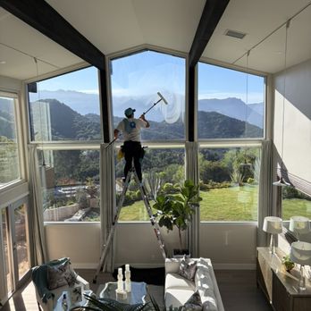 HQ Window Cleaning & Maintenance - Window Washing Near Me HQ Window Cleaning & Maintenance - Window Washing Near Me
