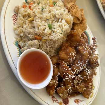 Happy Dragon - General's Chicken, Chicken Fried Rice - Chinese Near Me - Monterey, California