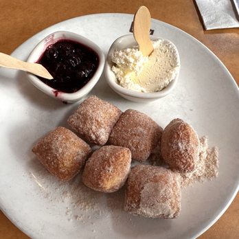 LOLA - Made to order donuts. GET THEM - Greek Near Me - Seattle, Washington