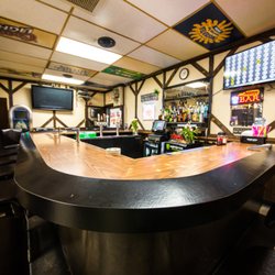 Hidden Lake Liquors & Bar