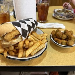 Catfish Po Boy