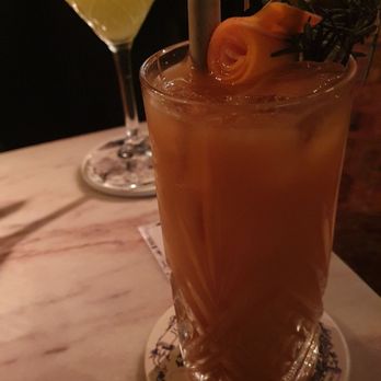 Pharmacie Anglaise - SAVUPORKANA and Flight to Mallorca - Cocktail Bars Near Me - Brussels, BRU