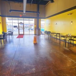 Mr.Hibachi Hamilton - Dining Area
