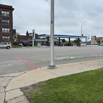 Mobil - Gas Stations Near Me - Detroit, Michigan Mobil - Gas Stations Near Me - Detroit, Michigan