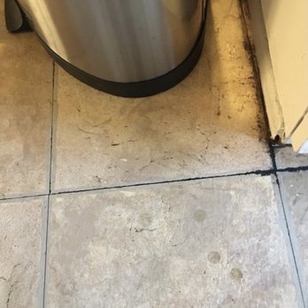 Caminiti Cleaning - Kitchen floor - Home Cleaning Near Me Caminiti Cleaning - Kitchen floor - Home Cleaning Near Me