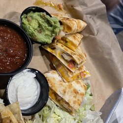 Library Sports Pub & Grill - Chicken Quesadilla