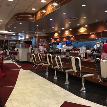Ruby's Diner - Inside! - Diners Near Me - Commerce, California Ruby's Diner - Inside! - Diners Near Me - Commerce, California