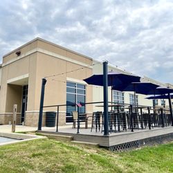Locust Lane Craft Brewery - Our spacious outdoor dining area is pet-friendly!