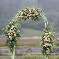 Almquist Flowerland - Blush trellis