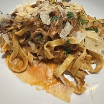 Doppio Zero Mountain View - Fettuccine al Ragu Lunch - Pizza Near Me - Mountain View, California Doppio Zero Mountain View - Fettuccine al Ragu Lunch - Pizza Near Me - Mountain View, California