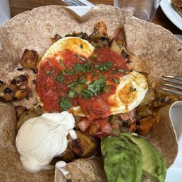 Grande Huevos Rancheros