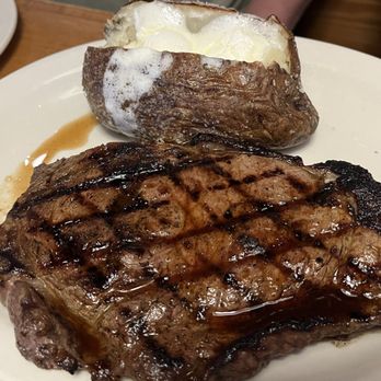 Texas Roadhouse - Rib eye 16 ounce - Steakhouses Near Me - Kissimmee, Florida Texas Roadhouse - Rib eye 16 ounce - Steakhouses Near Me - Kissimmee, Florida
