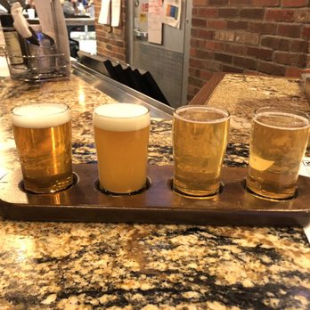 WOB Bar & Kitchen - Intro to hops, beer flight - Pubs Near Me - Columbus, Ohio WOB Bar & Kitchen - Intro to hops, beer flight - Pubs Near Me - Columbus, Ohio