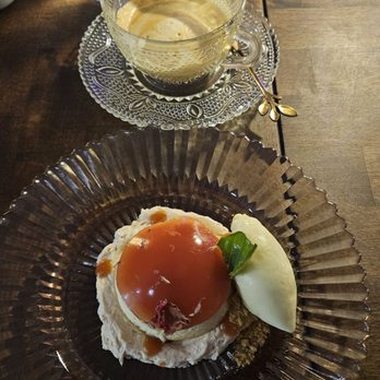 Roxa Dessert Bar - Summer cheesecake - Desserts Near Me - Hanahan, South Carolina Roxa Dessert Bar - Summer cheesecake - Desserts Near Me - Hanahan, South Carolina
