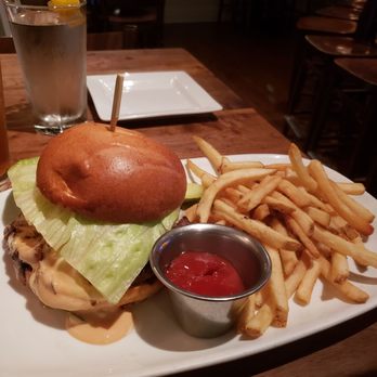 Spotted Horse Tavern - The classic burger, was really good - New American Near Me - Westport, Connecticut Spotted Horse Tavern - The classic burger, was really good - New American Near Me - Westport, Connecticut