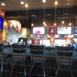 Applebee's Bar